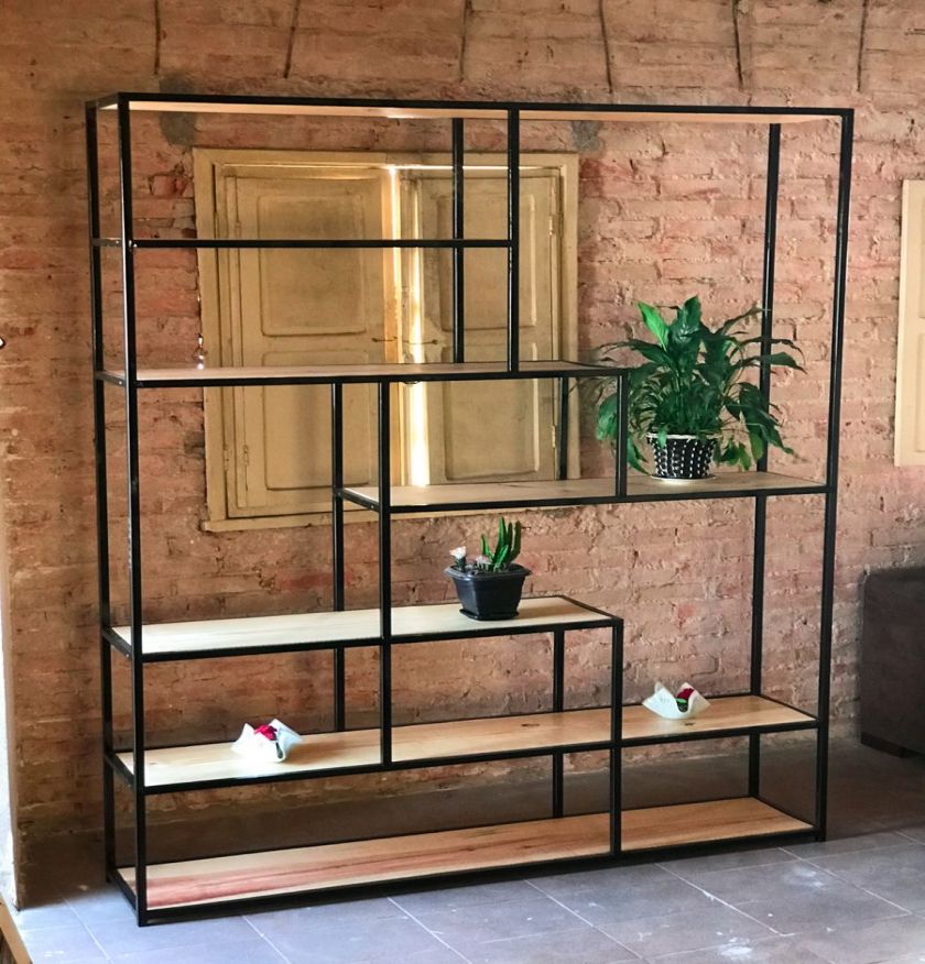 Prateleira de ferro Sob medida ( Varias cores) - 2022 - Móveis em Ferro